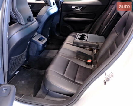 Вольво С60 2018 в Одессе на Automoto.ua Серый Вольво С60, объемом двигателя 2 л и пробегом 97 тыс. км за 16900 $, фото 35 на Automoto.ua