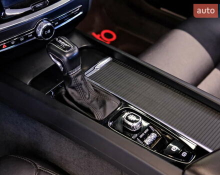 Вольво С60 2018 в Одессе на Automoto.ua Серый Вольво С60, объемом двигателя 2 л и пробегом 97 тыс. км за 16900 $, фото 16 на Automoto.ua