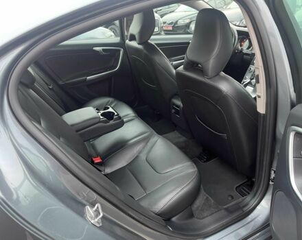 Сірий Вольво С60, об'ємом двигуна 2 л та пробігом 238 тис. км за 18999 $, фото 23 на Automoto.ua