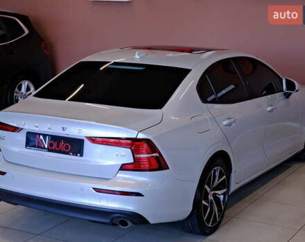 Вольво С60 2018 в Одессе на Automoto.ua Серый Вольво С60, объемом двигателя 2 л и пробегом 97 тыс. км за 16900 $, фото 14 на Automoto.ua
