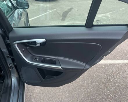 Сірий Вольво С60, об'ємом двигуна 2 л та пробігом 238 тис. км за 18999 $, фото 22 на Automoto.ua