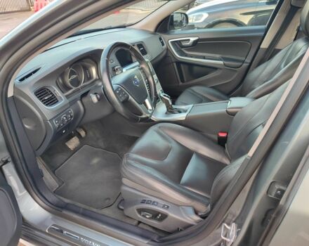 Вольво С60 2018 в Киеве на Automoto.ua Серый Вольво С60, объемом двигателя 2 л и пробегом 238 тыс. км за 19600 $, фото 1 на Automoto.ua