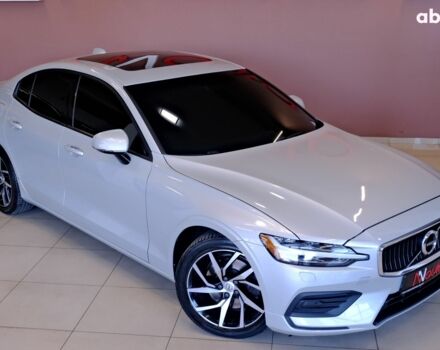 Серый Вольво С60, объемом двигателя 2 л и пробегом 97 тыс. км за 16900 $, фото 3 на Automoto.ua