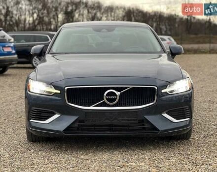 Серый Вольво С60, объемом двигателя 2 л и пробегом 102 тыс. км за 17800 $, фото 4 на Automoto.ua