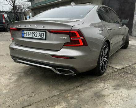 Серый Вольво С60, объемом двигателя 1.97 л и пробегом 208 тыс. км за 19800 $, фото 4 на Automoto.ua