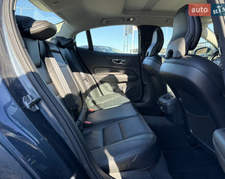 Сірий Вольво С60, об'ємом двигуна 1.97 л та пробігом 72 тис. км за 21900 $, фото 16 на Automoto.ua