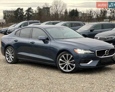 Серый Вольво С60, объемом двигателя 2 л и пробегом 102 тыс. км за 17800 $, фото 2 на Automoto.ua