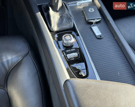 Сірий Вольво С60, об'ємом двигуна 1.97 л та пробігом 72 тис. км за 21900 $, фото 27 на Automoto.ua