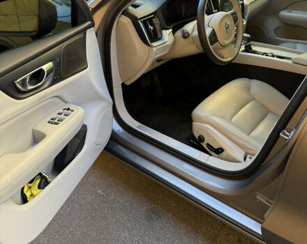 Сірий Вольво С60, об'ємом двигуна 1.97 л та пробігом 74 тис. км за 27500 $, фото 9 на Automoto.ua