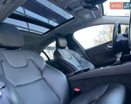 Серый Вольво С60, объемом двигателя 1.97 л и пробегом 66 тыс. км за 23500 $, фото 9 на Automoto.ua