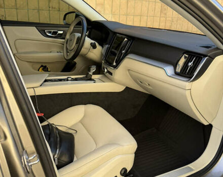 Сірий Вольво С60, об'ємом двигуна 1.97 л та пробігом 74 тис. км за 27500 $, фото 12 на Automoto.ua