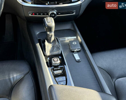 Сірий Вольво С60, об'ємом двигуна 1.97 л та пробігом 72 тис. км за 21900 $, фото 23 на Automoto.ua