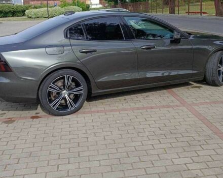 Серый Вольво С60, объемом двигателя 0 л и пробегом 68 тыс. км за 15300 $, фото 3 на Automoto.ua