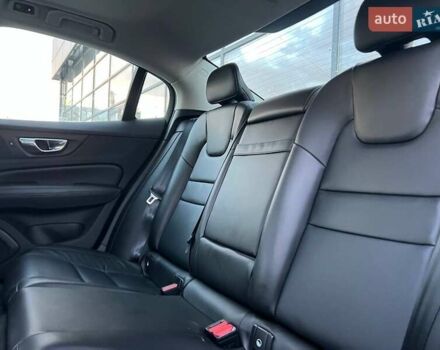 Серый Вольво С60, объемом двигателя 1.97 л и пробегом 66 тыс. км за 23500 $, фото 13 на Automoto.ua