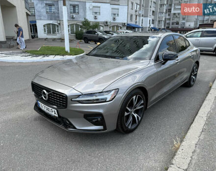 Серый Вольво С60, объемом двигателя 1.97 л и пробегом 44 тыс. км за 27900 $, фото 3 на Automoto.ua