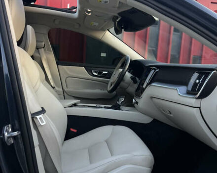 Серый Вольво С60, объемом двигателя 1.97 л и пробегом 137 тыс. км за 19999 $, фото 25 на Automoto.ua