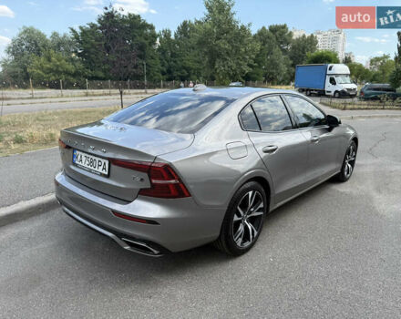 Серый Вольво С60, объемом двигателя 1.97 л и пробегом 44 тыс. км за 27900 $, фото 15 на Automoto.ua