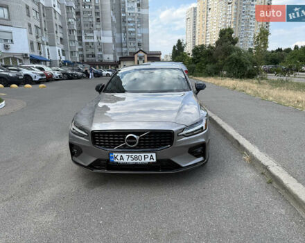 Серый Вольво С60, объемом двигателя 1.97 л и пробегом 44 тыс. км за 27900 $, фото 2 на Automoto.ua