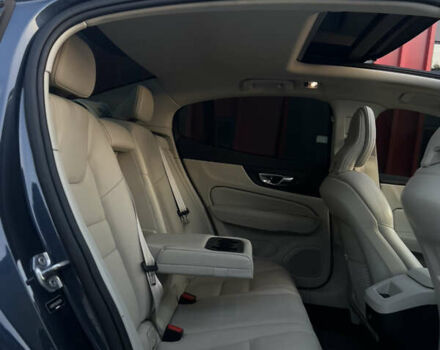 Сірий Вольво С60, об'ємом двигуна 1.97 л та пробігом 137 тис. км за 20999 $, фото 27 на Automoto.ua