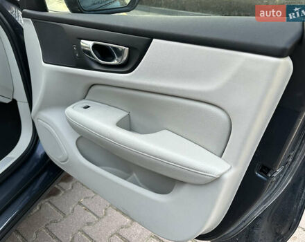 Серый Вольво С60, объемом двигателя 1.97 л и пробегом 106 тыс. км за 23500 $, фото 29 на Automoto.ua