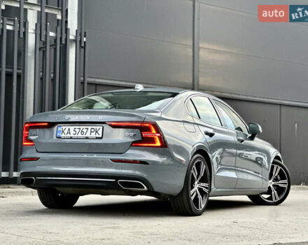 Серый Вольво С60, объемом двигателя 1.97 л и пробегом 72 тыс. км за 32500 $, фото 4 на Automoto.ua