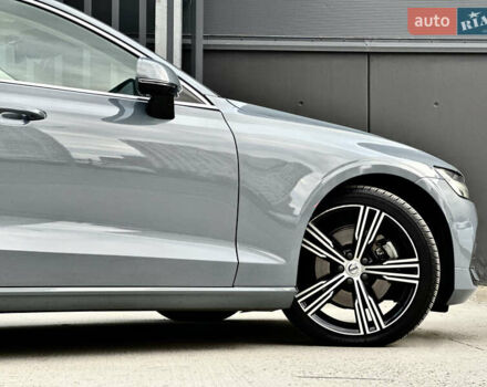 Серый Вольво С60, объемом двигателя 1.97 л и пробегом 72 тыс. км за 32500 $, фото 8 на Automoto.ua