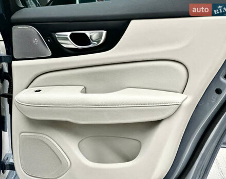 Серый Вольво С60, объемом двигателя 1.97 л и пробегом 72 тыс. км за 32500 $, фото 54 на Automoto.ua