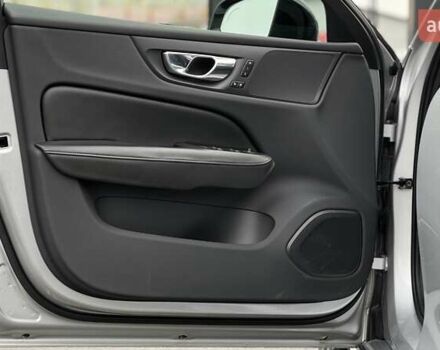 Серый Вольво С60, объемом двигателя 1.97 л и пробегом 78 тыс. км за 31500 $, фото 13 на Automoto.ua