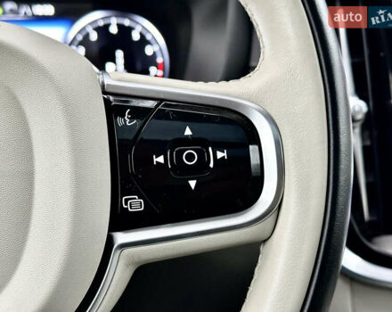 Серый Вольво С60, объемом двигателя 1.97 л и пробегом 72 тыс. км за 32500 $, фото 37 на Automoto.ua