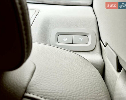 Серый Вольво С60, объемом двигателя 1.97 л и пробегом 72 тыс. км за 32500 $, фото 59 на Automoto.ua