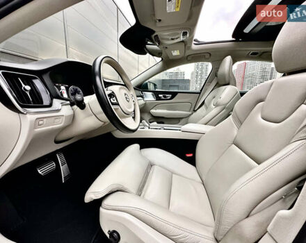 Серый Вольво С60, объемом двигателя 1.97 л и пробегом 72 тыс. км за 32500 $, фото 26 на Automoto.ua