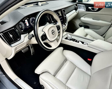 Серый Вольво С60, объемом двигателя 1.97 л и пробегом 72 тыс. км за 32500 $, фото 27 на Automoto.ua