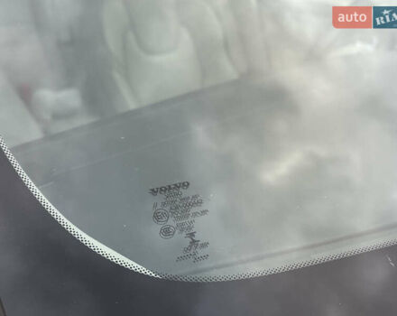 Серый Вольво С60, объемом двигателя 1.97 л и пробегом 72 тыс. км за 32500 $, фото 17 на Automoto.ua