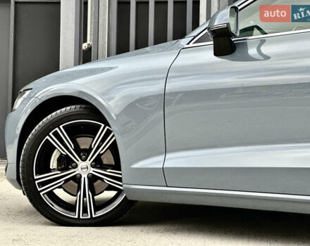 Серый Вольво С60, объемом двигателя 1.97 л и пробегом 72 тыс. км за 32500 $, фото 5 на Automoto.ua