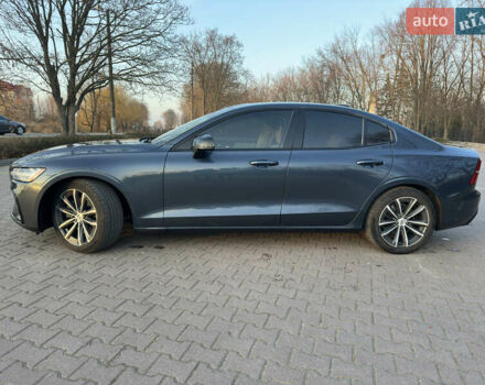 Серый Вольво С60, объемом двигателя 1.97 л и пробегом 106 тыс. км за 23500 $, фото 2 на Automoto.ua