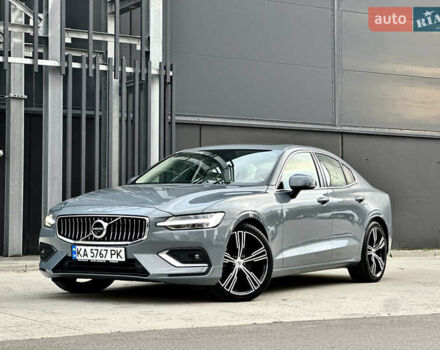 Серый Вольво С60, объемом двигателя 1.97 л и пробегом 72 тыс. км за 32500 $, фото 1 на Automoto.ua