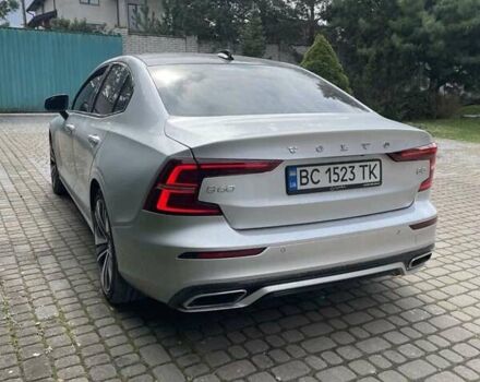 Сірий Вольво С60, об'ємом двигуна 2 л та пробігом 30 тис. км за 26300 $, фото 4 на Automoto.ua