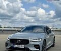Вольво С60 2023 в Киеве на Automoto.ua Серый Вольво С60, объемом двигателя 1.97 л и пробегом 9 тыс. км за 31500 $, фото 1 на Automoto.ua