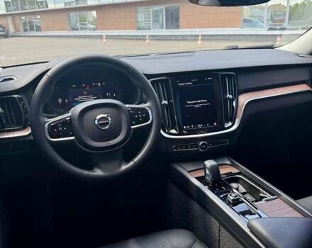 Вольво С60 2023 в Киеве на Automoto.ua Серый Вольво С60, объемом двигателя 1.97 л и пробегом 9 тыс. км за 31500 $, фото 25 на Automoto.ua