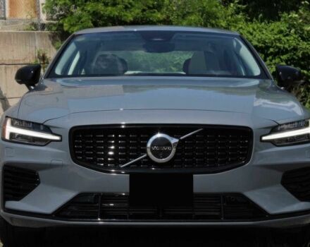 Серый Вольво С60, объемом двигателя 2 л и пробегом 14 тыс. км за 17000 $, фото 1 на Automoto.ua