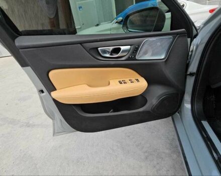 Сірий Вольво С60, об'ємом двигуна 2 л та пробігом 8 тис. км за 15000 $, фото 12 на Automoto.ua