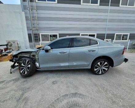 Сірий Вольво С60, об'ємом двигуна 2 л та пробігом 8 тис. км за 15000 $, фото 4 на Automoto.ua