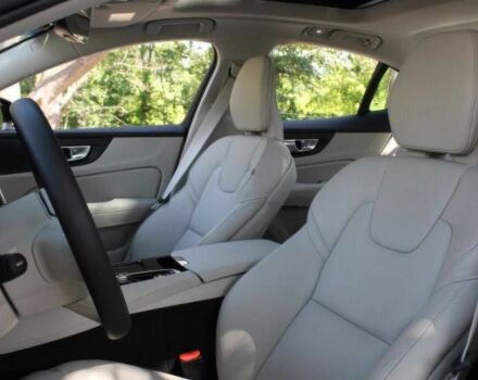 Серый Вольво С60, объемом двигателя 2 л и пробегом 14 тыс. км за 17000 $, фото 8 на Automoto.ua