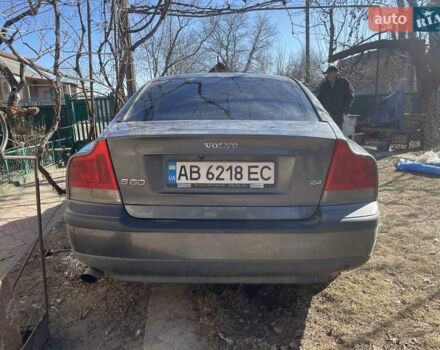 Сірий Вольво С60, об'ємом двигуна 2.44 л та пробігом 320 тис. км за 1500 $, фото 1 на Automoto.ua