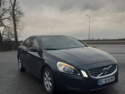 Сірий Вольво С60, об'ємом двигуна 1.6 л та пробігом 296 тис. км за 10000 $, фото 1 на Automoto.ua