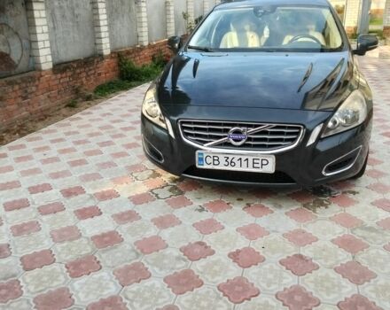 Сірий Вольво С60, об'ємом двигуна 2.5 л та пробігом 220 тис. км за 9000 $, фото 1 на Automoto.ua