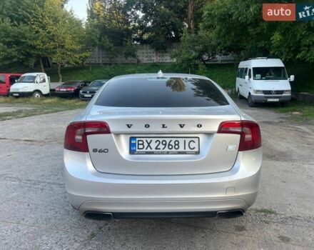 Серый Вольво С60, объемом двигателя 2.52 л и пробегом 180 тыс. км за 11500 $, фото 1 на Automoto.ua