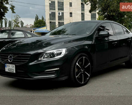 Серый Вольво С60, объемом двигателя 2.52 л и пробегом 111 тыс. км за 16000 $, фото 1 на Automoto.ua