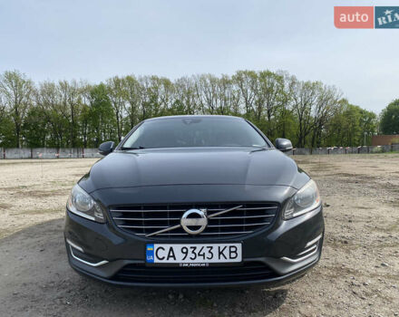 Серый Вольво С60, объемом двигателя 1.97 л и пробегом 204 тыс. км за 10500 $, фото 1 на Automoto.ua