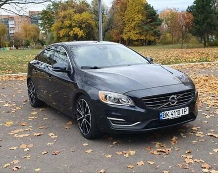 Вольво С60 2015 у Рівному на Automoto.ua Сірий Вольво С60, об'ємом двигуна 1.97 л та пробігом 179 тис. км за 12300 $, фото 1 на Automoto.ua